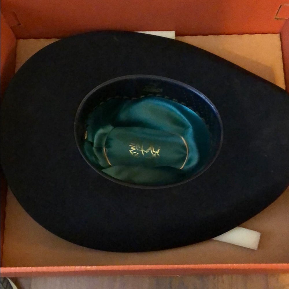 Black Felt Cowboy Hat